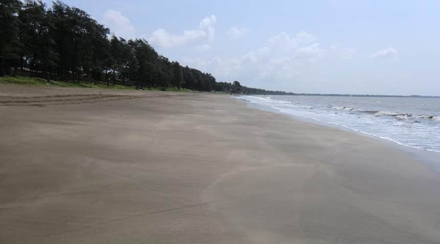 Dahanu Beach