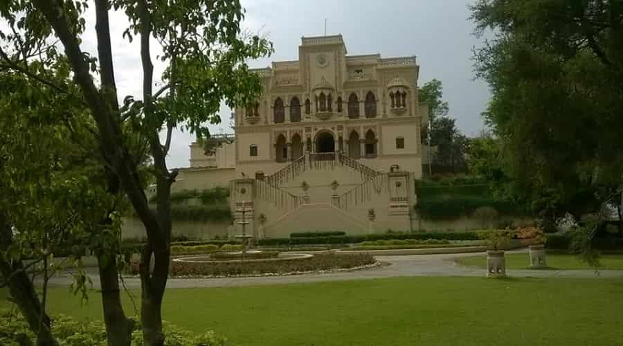 Narendra Nagar Palace
