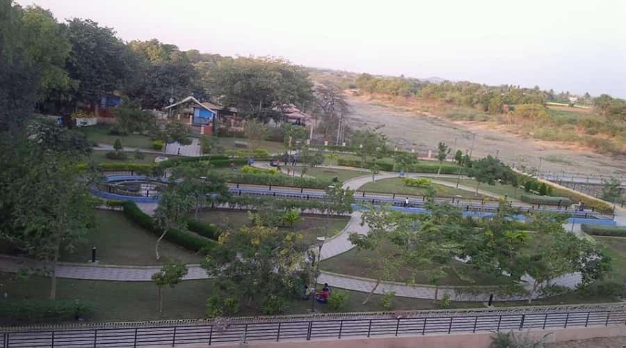 Ranjit Sagar Dam Garden