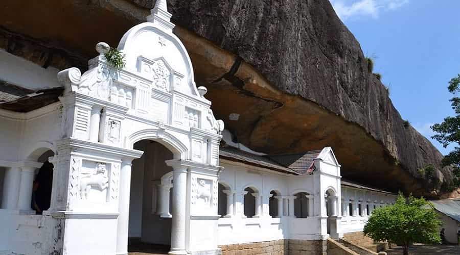Dambulla Cave Temple