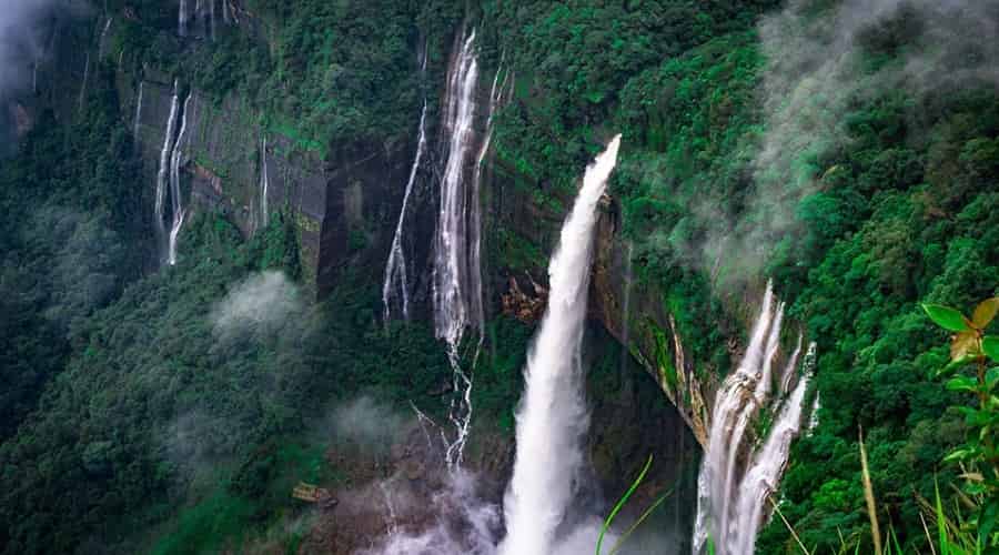 Nohkalikai Falls in Cherapunji