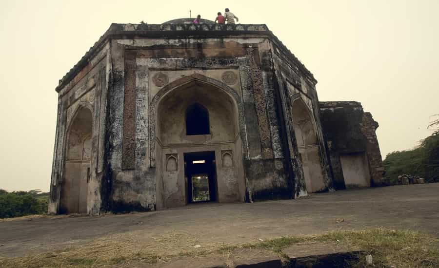 Mehrauli Archaeological Park
