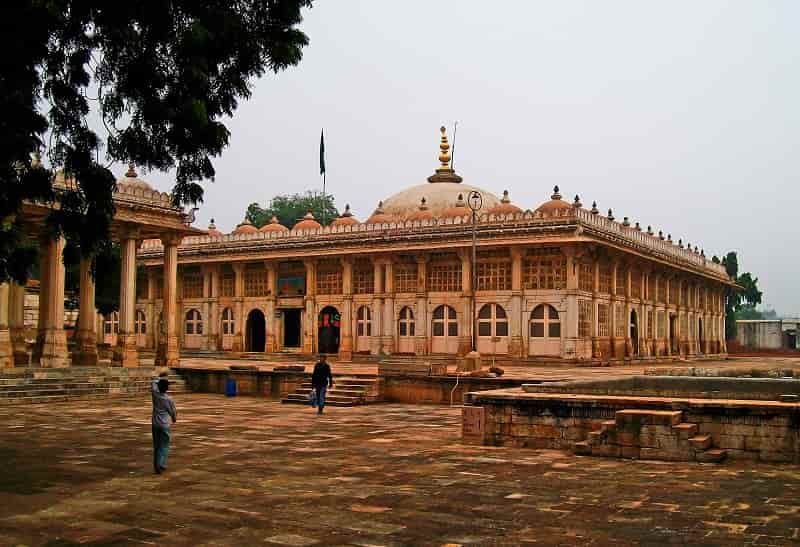 Sarkhej Roza