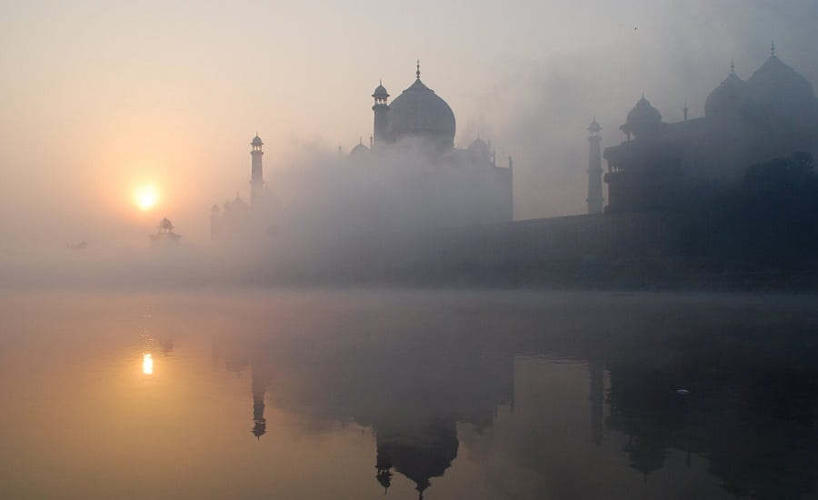 Beautiful sunrise over the Taj Mahal