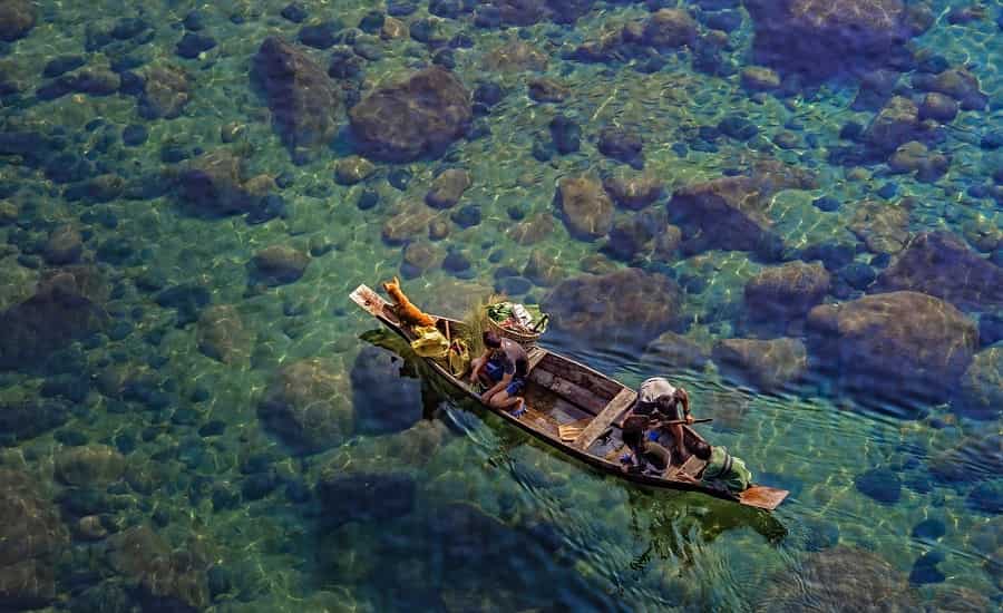 Swim And Boat Through Clear Umngot River At Shnongpdeng