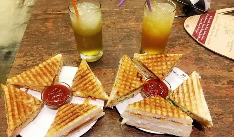 Evening snacks at way2coffee