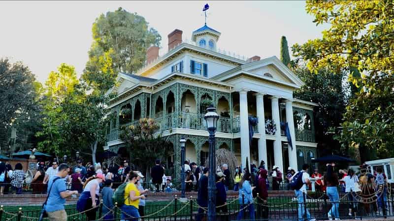 Haunted Mansion, Disneyland California