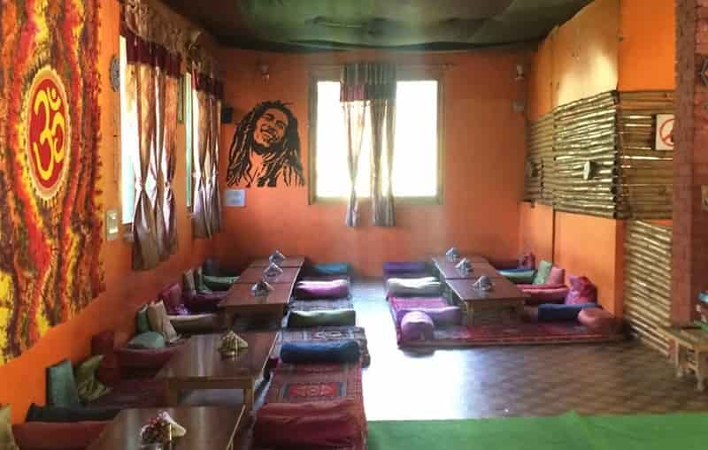 Jim Morrison Cafe, Kasol